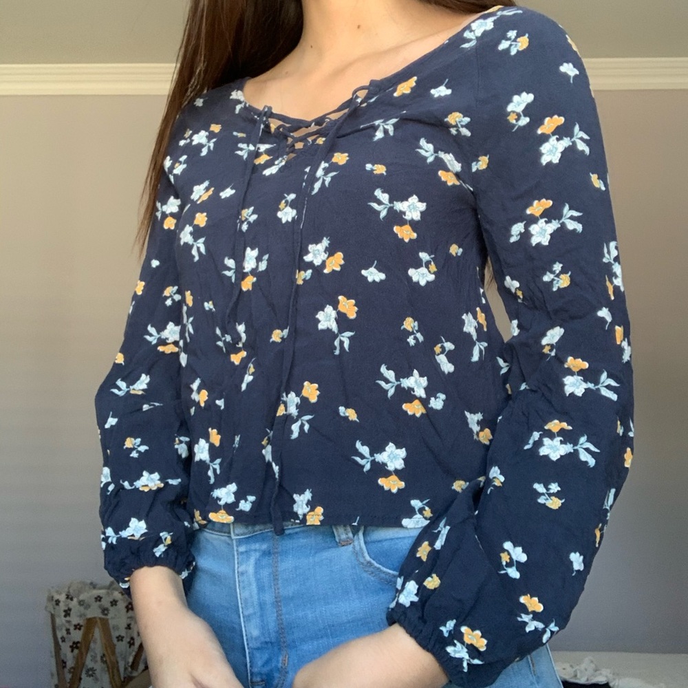 Floral Laced Lace Up Peasant Top